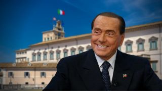 Quirinale: continua l’illusione di Berlusconi e il suo disperato acquisto di voti per arrivare ai 505 necessari ad essere eletto Capo dello Stato…