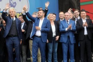 Lega: Matteo Salvini e l’alleanza dei sovranisti europei? Semplicemente, non esiste…