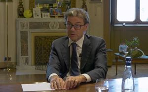 Politica: Giorgetti, Ministro disperato. L’austera verità di Giorgetti fa a pugni con le bugie del governo…