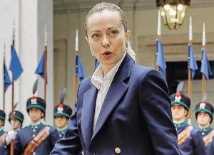 Politica: Meloni va a Washington. Ora sapendo che i dazi di Trump, danneggiano proprio la parte più avanzata dell’economia italiana. Meloni non vada con il ‘cappello in mano’, a confermargli affinità ideologica e amicizia incondizionata per ricevere un generico aiutino, ma tuteli l’Italia e l’Ue con la dovuta forza…