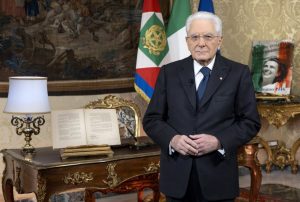 Politica: «I giorni sono i nostri».  Ribadire le scelte di 80anni fa, la scelta repubblicana, la scelta costituzionale e la scelta democratica. Trump chi è, cosa vuole veramente fare? Si erge  a Tiranno del Mondo. Visto la condivisione e il plauso che gli riserva la Meloni, che cosa ne pensano veramente gli italiani…