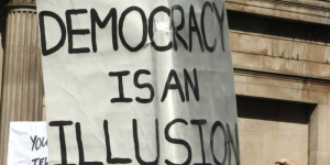 Politica: Il cambiamento della democrazia. Difficile la convivenza dentro uno stesso sistema di regole e di pesi che dà vita alla Società…