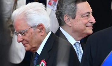 Politica: Crisi di governo, cosa succede ora? L’Italia al voto il 25 settembre. E’ iniziata la campagna elettorale mentre Draghi resta al timone per gli “affari correnti”…