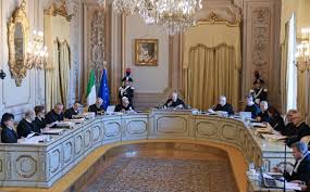 Politica: il tonfo. Meloni fallisce la prova tecnica di premierato sulla Corte costituzionale.  Mentre il Pd fa prove di esistenza…