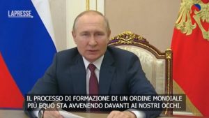 Politica: Nel Mondo il modello occidentale è ormai appannato. E la storia va altrove. Cresce la rabbia nel mondo occorre fermarla. Italia, la destra sta rendendo la nostra democrazia sempre più fragile…